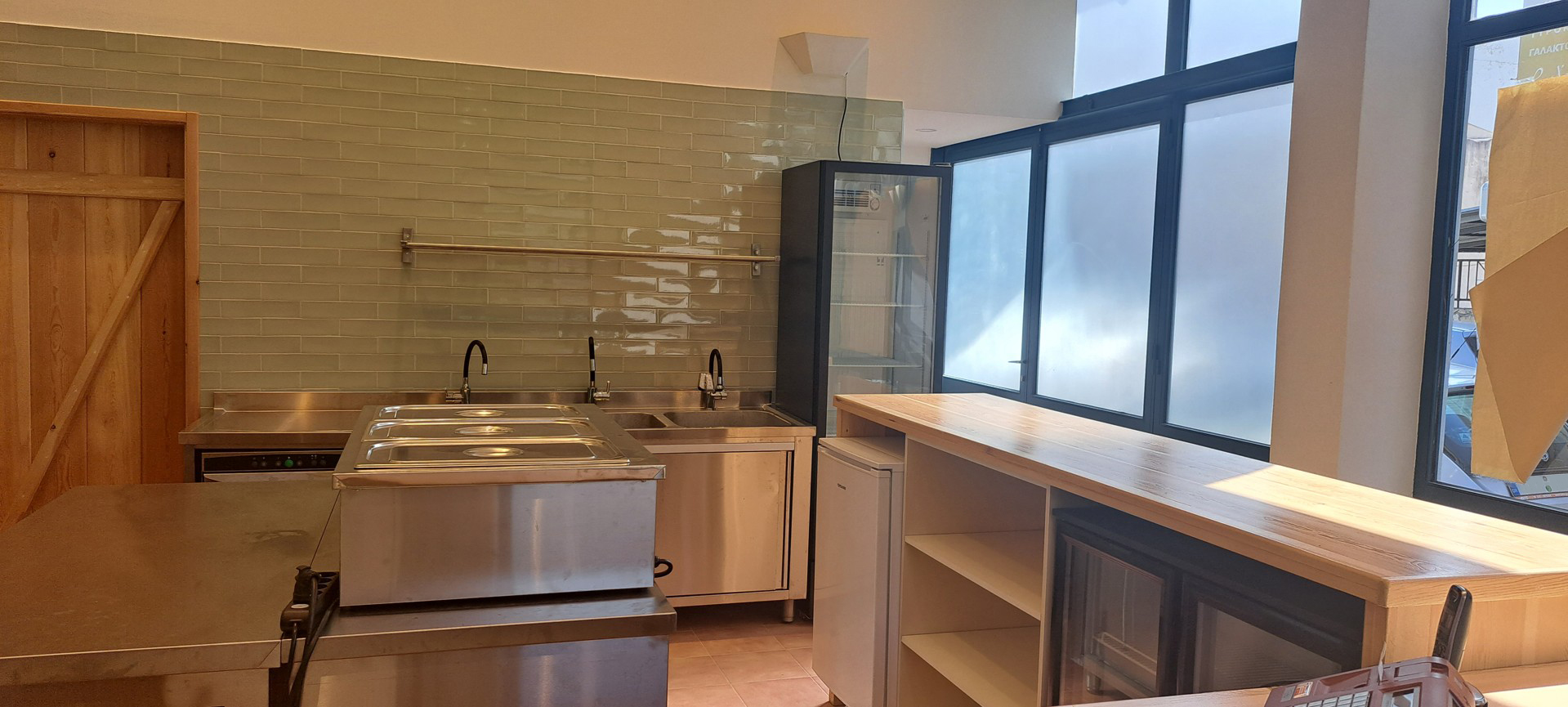 Business for sale in Chania city center. ID 06-419