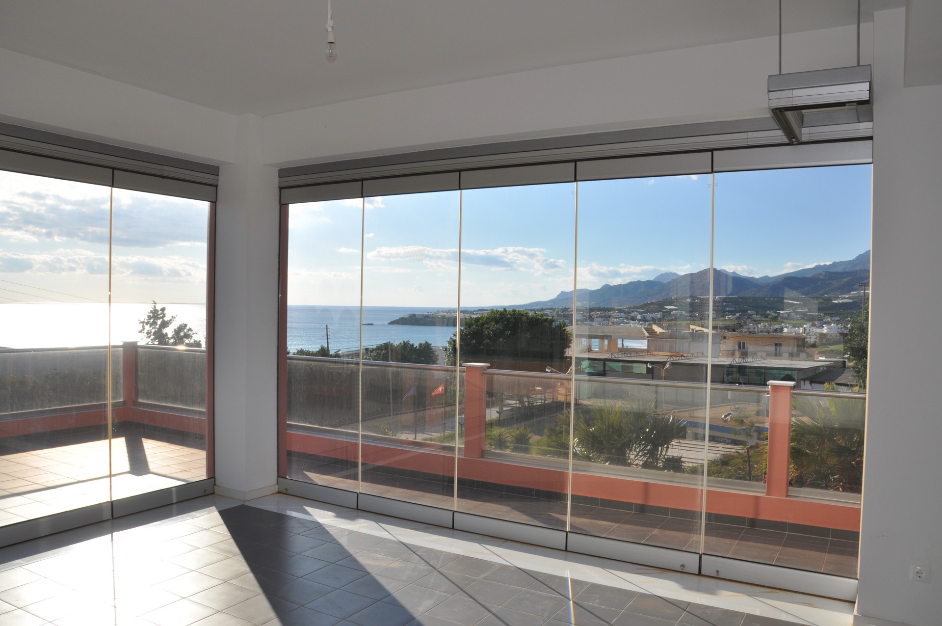 Makris Gialos Shop for sale. ID 36-399