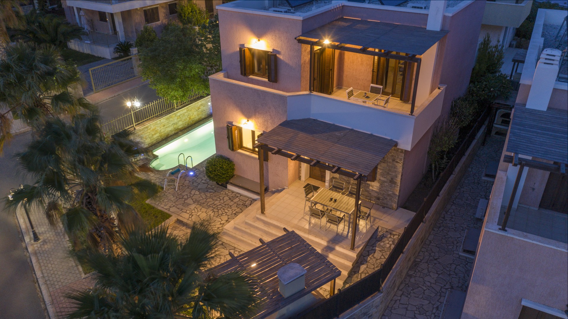 Makris Gialos Four Bedroom Villa for sale. ID 3v-878