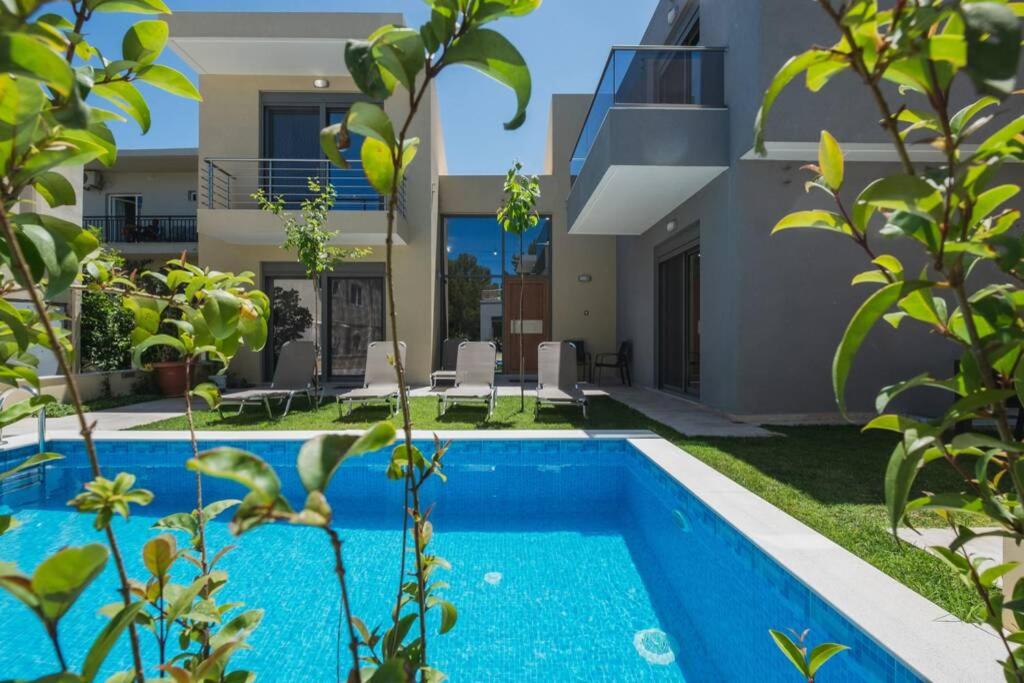 Chania Luxury House for sale. ID 04-1905